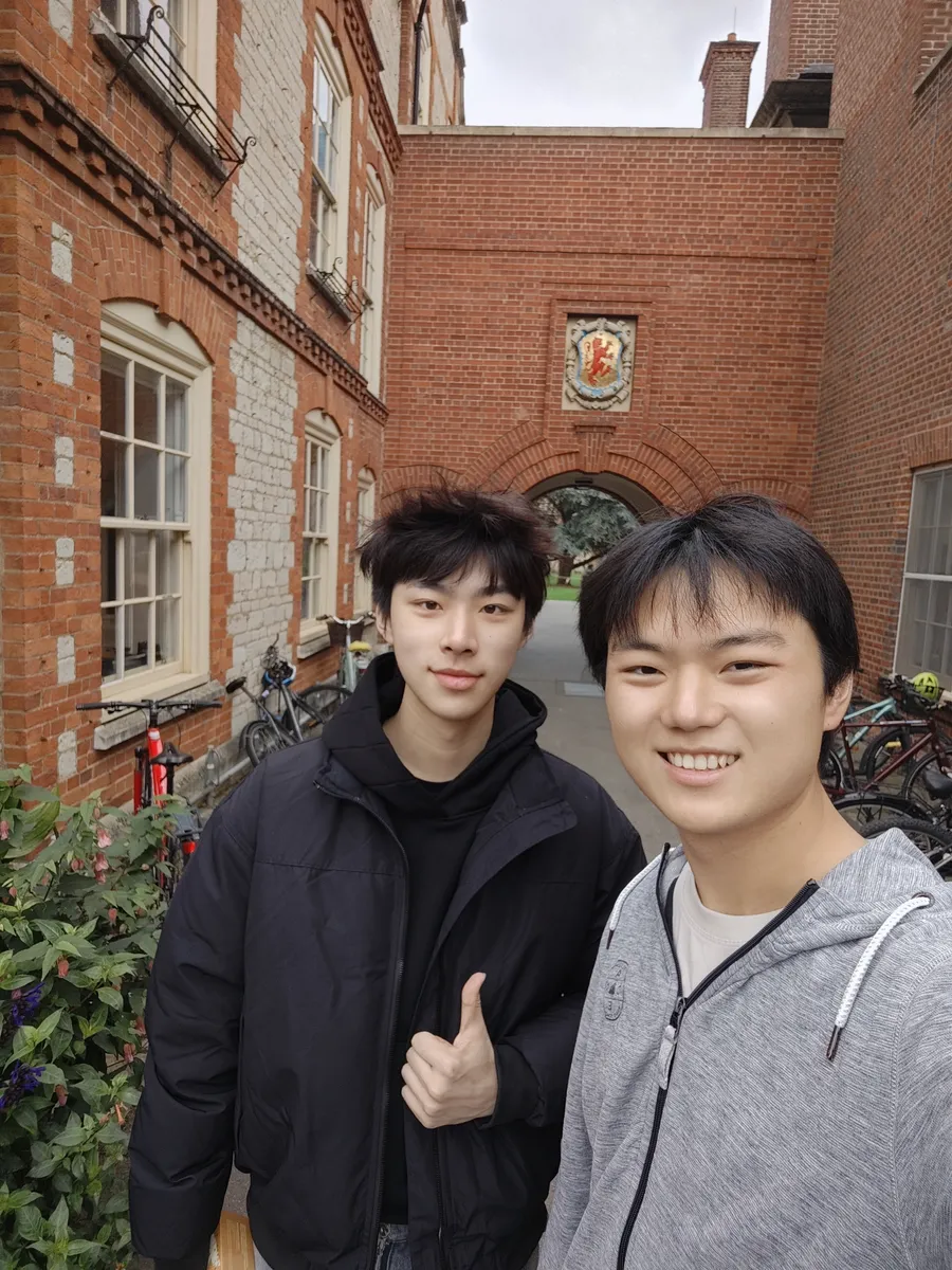 周同学与 Invol 导师